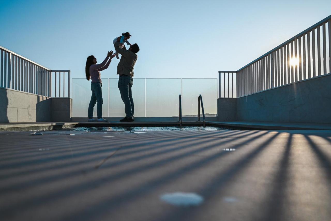 Anici Crt Penthouse 4 - With Private Rooftop Pool Victoria Exterior photo